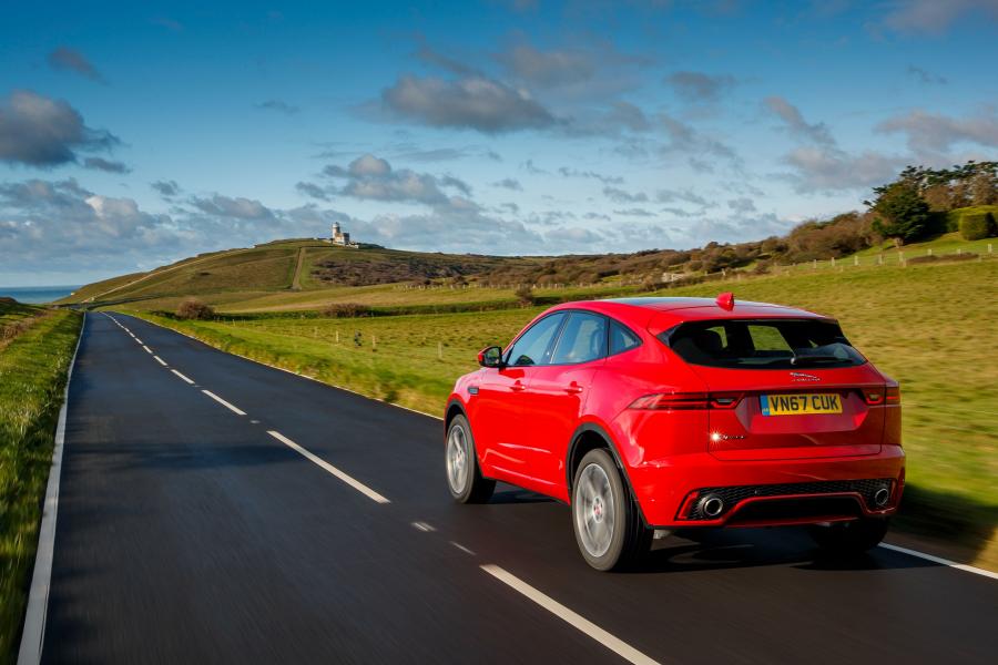  Jaguar E-Pace R-Dynamic First Edition 2017 года  (UK) (фото 9 из 19)